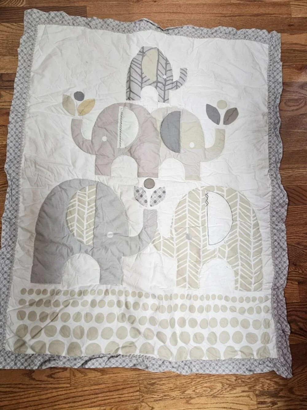 Baby Blanket Lolli Living Naturi Gray White Elephant Applique Cotton 2016